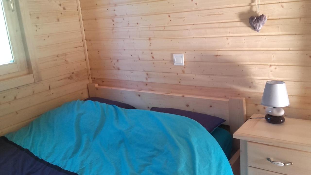 Le Petit Robinson Hotel Champvert Eksteriør billede