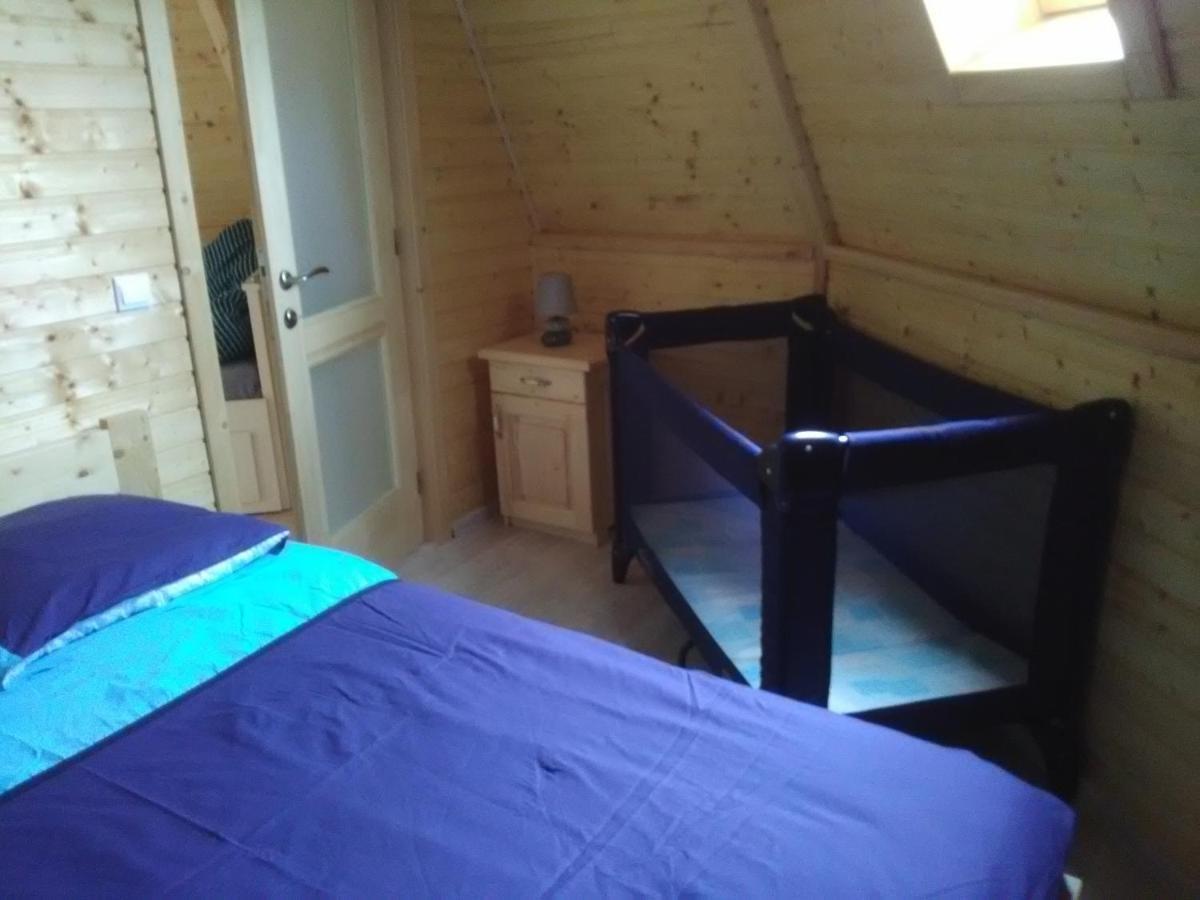 Le Petit Robinson Hotel Champvert Eksteriør billede